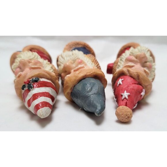 Vintage Lot of 3 Festive Santa Gnome 4 " Tall Resin Figurines With Beards Hats - Picture 5 of 6